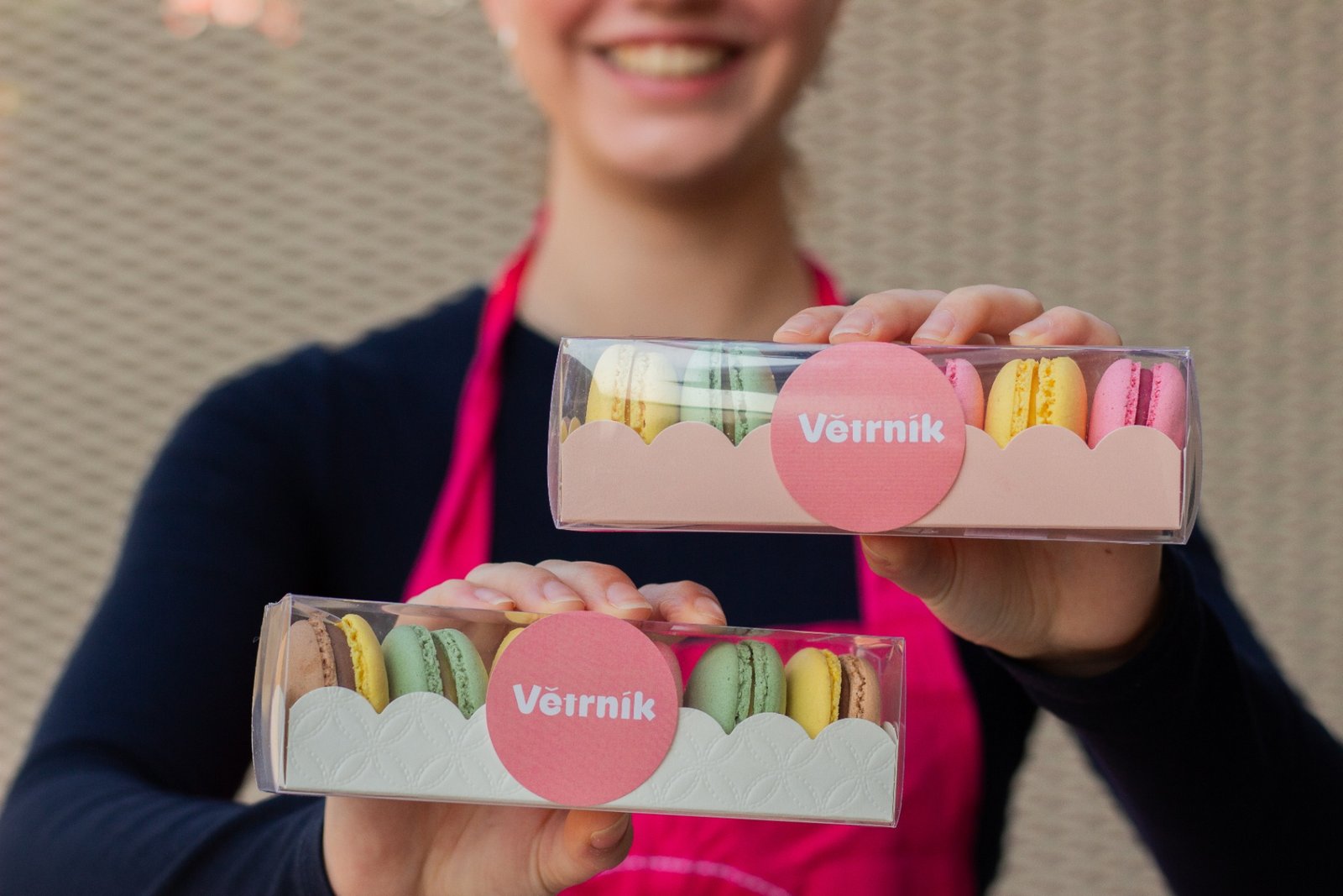 Cukrárny Větrník — makronky v balení